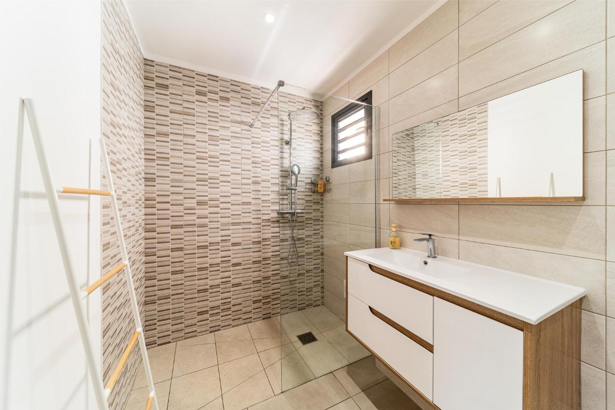 Villa Moderne Manapany -Jacuzzi-Proximite Mer 圣若瑟 外观 照片